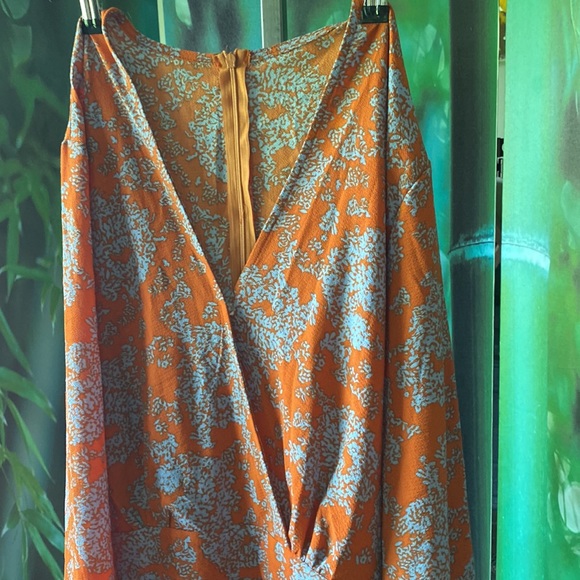 XL orange floral Romper - Picture 2 of 16